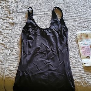 Black smoothing camisole